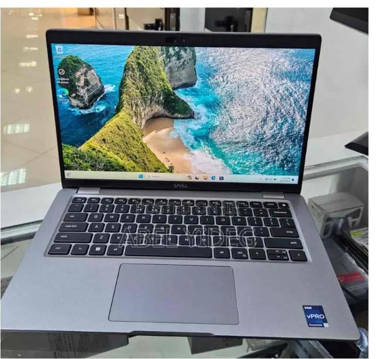 New Laptop Dell Latitude 5440 16GB Intel Core I5 SSD 512GB