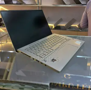 New Laptop Asus ROG ZEPHYRUS (GX501) 40GB AMD Ryzen 9 SSD 2T