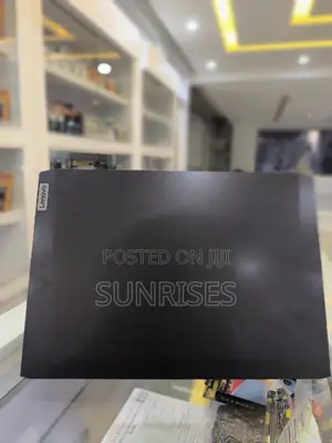 New Laptop Lenovo Ideapad 3 8GB Intel Core I5 SSD 1T