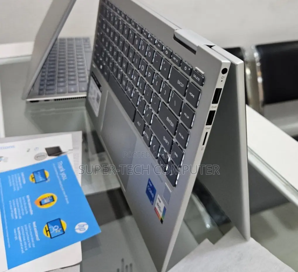 New Laptop HP Envy X360 8GB Intel Core I5 SSD 512GB