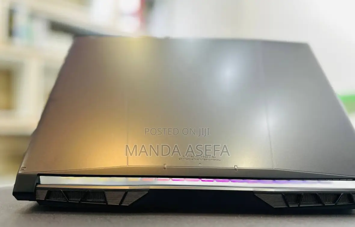 New Laptop MSI 16GB Intel Core I7 SSD 512GB