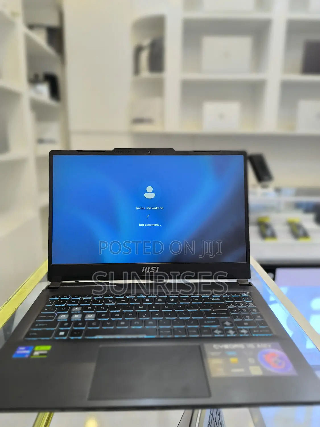 New Laptop MSI CR41-0M 16GB Intel Core I7 SSD 512GB