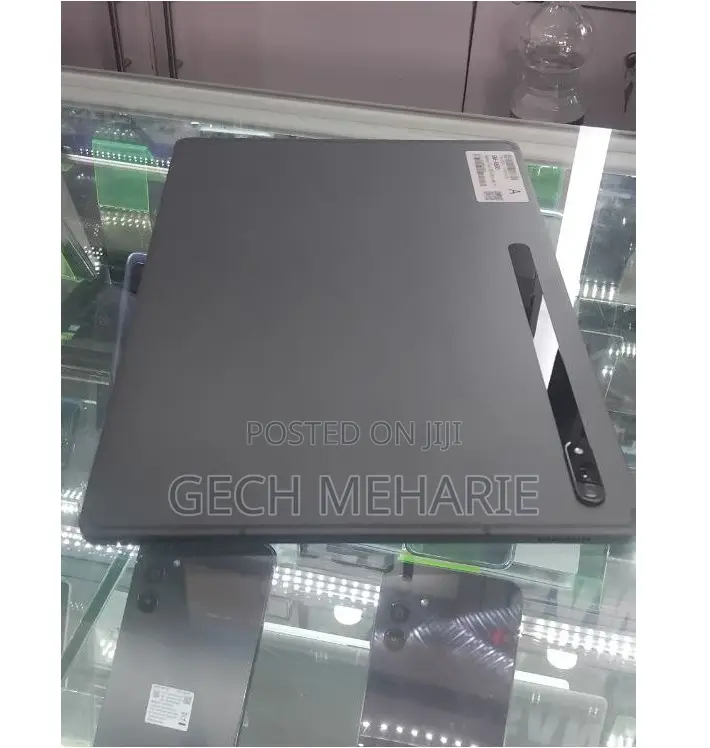 New Laptop Samsung 12GB Intel Core I7 SSD 256GB