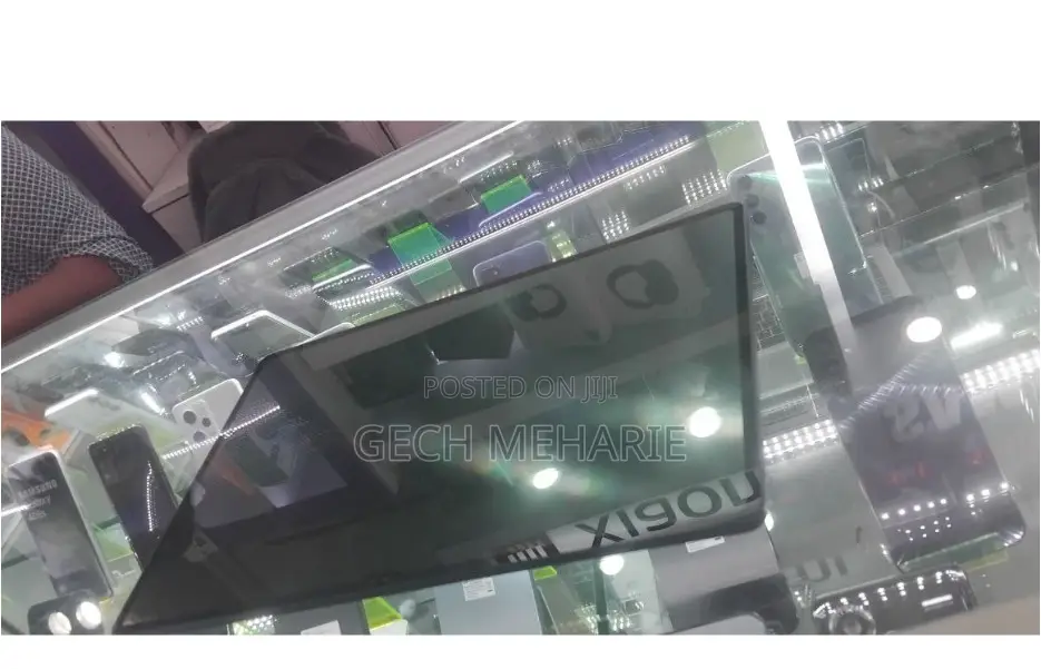 New Laptop Samsung 12GB Intel Core I7 SSD 256GB