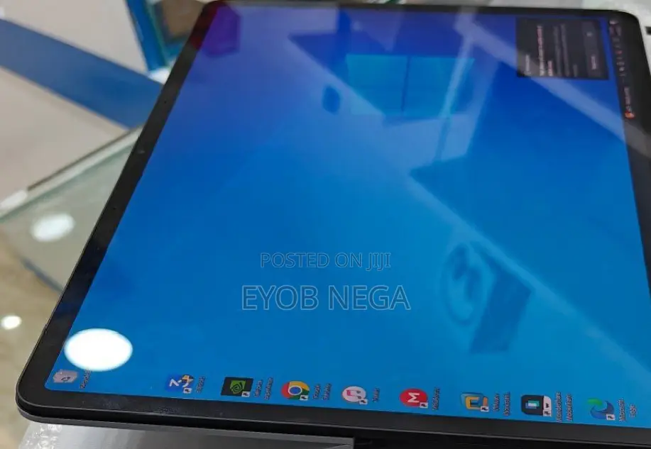 New Laptop Microsoft Surface Pro 9 16GB Intel Core I7 SSD 1T