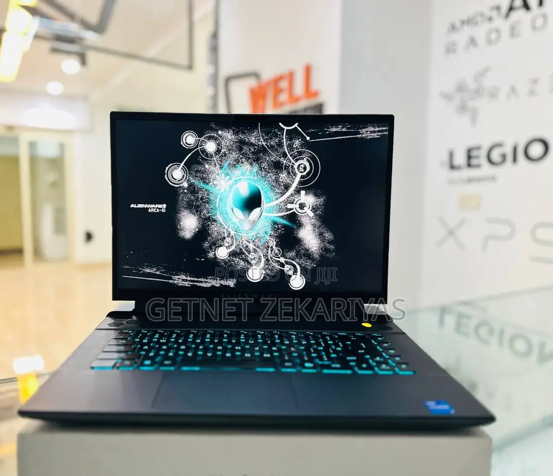 New Laptop Alienware M17x R2 16GB Intel Core I9 SSD 1T