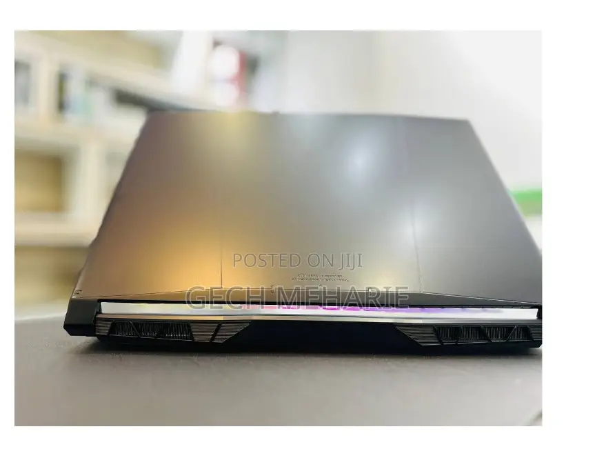 New Laptop MSI 16GB Intel Core I7 SSD 512GB