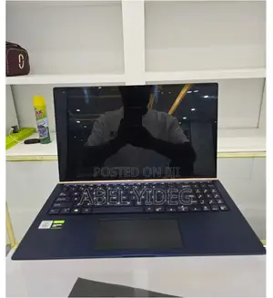 New Laptop Asus 16GB Intel Core I7 SSD 1T