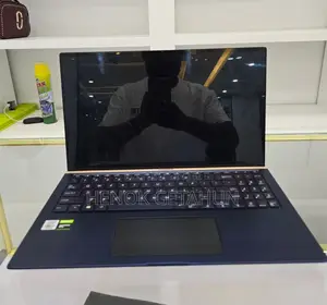 New Laptop Asus VivoBook 15 X505BA 16GB Intel Core I7 SSD 1T