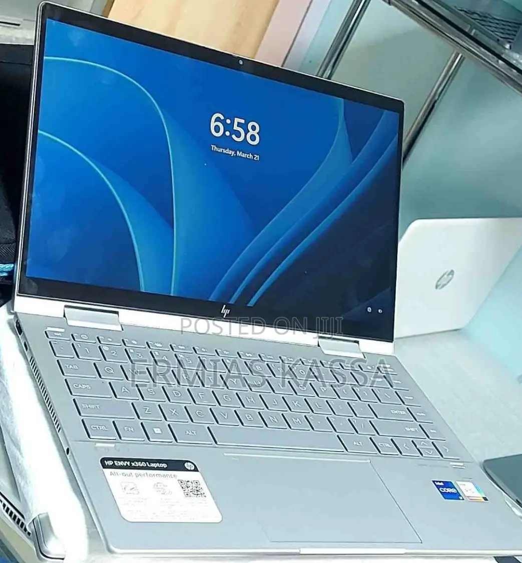 New Laptop HP Envy X360 16GB Intel Core I7 SSD 1T