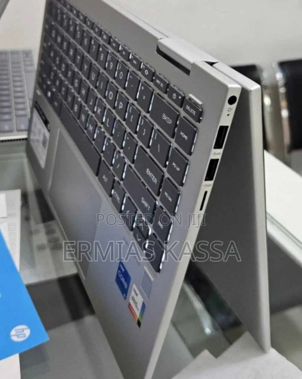 New Laptop HP Envy X360 8GB Intel Core I5 SSD 512GB