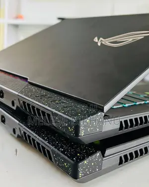 New Laptop Asus ROG Strix G15 16GB AMD Ryzen 7 SSD 1T