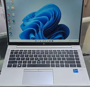 New Laptop HP EliteBook 840 G8 16GB Intel Core I5 SSD 512GB