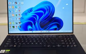 New Laptop Asus 16GB Intel Core I7 SSD 1T