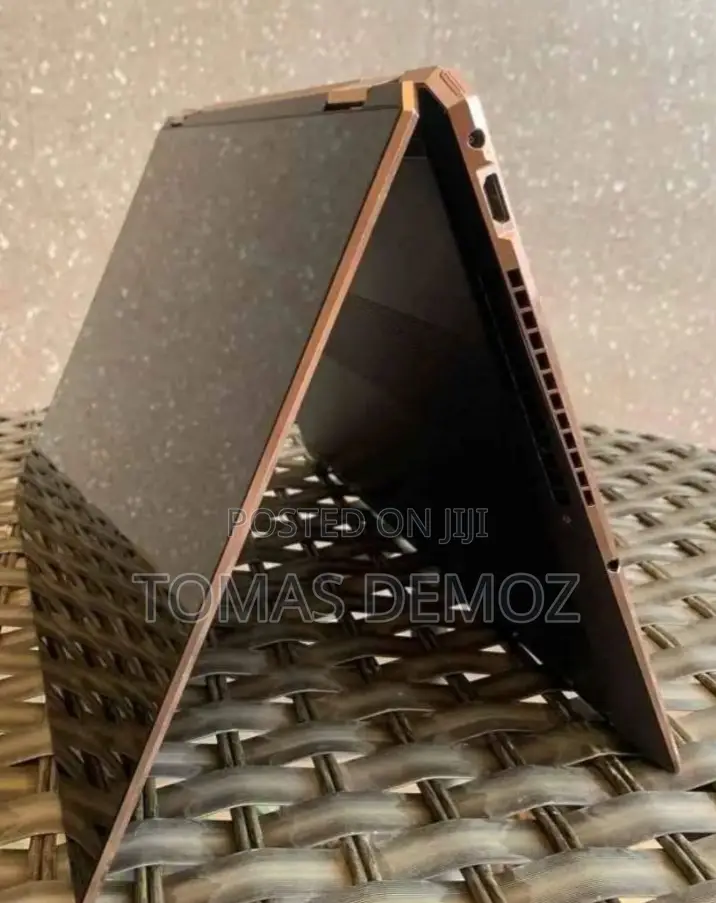 New Laptop HP Spectre X360 16GB Intel Core I7 SSD 512GB