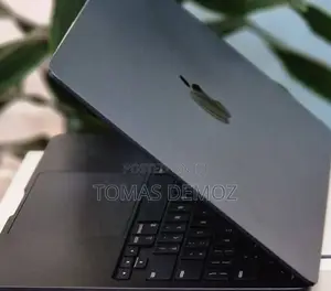 New Laptop Apple MacBook Air 2023 M2 8GB Apple M2 SSD 256GB