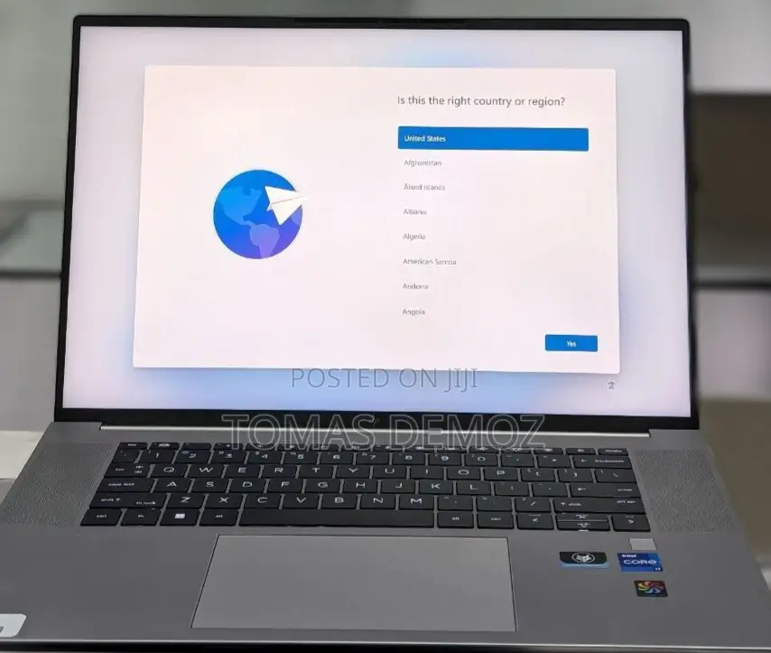 New Laptop HP ZBook Firefly 16inch G9 16GB Intel Core I7 SSD 512GB