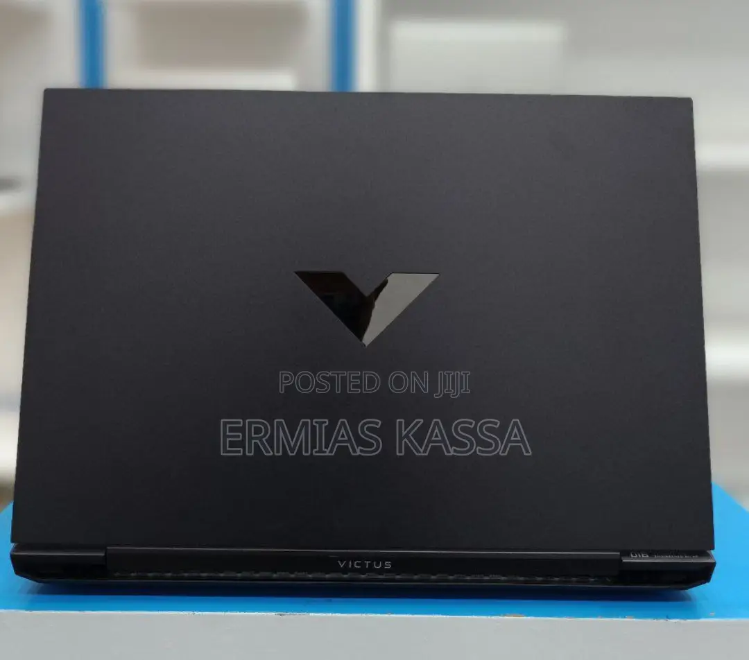 New Laptop HP Victus 16 16GB Intel Core I7 SSD 512GB