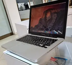 New Laptop Apple MacBook Pro 2012 8GB Intel Core I5 SSD 320GB