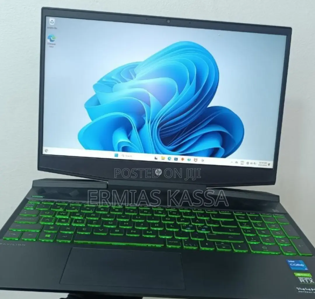 New Laptop HP Pavilion Power 15 8GB Intel Core I5 SSD 512GB