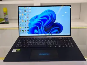 New Laptop Asus VivoBook 15 X505BA 16GB Intel Core I7 SSD 1T