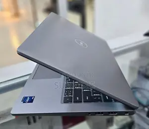 Photo - New Laptop Dell Latitude 5310 8GB Intel Core I5 SSD 512GB