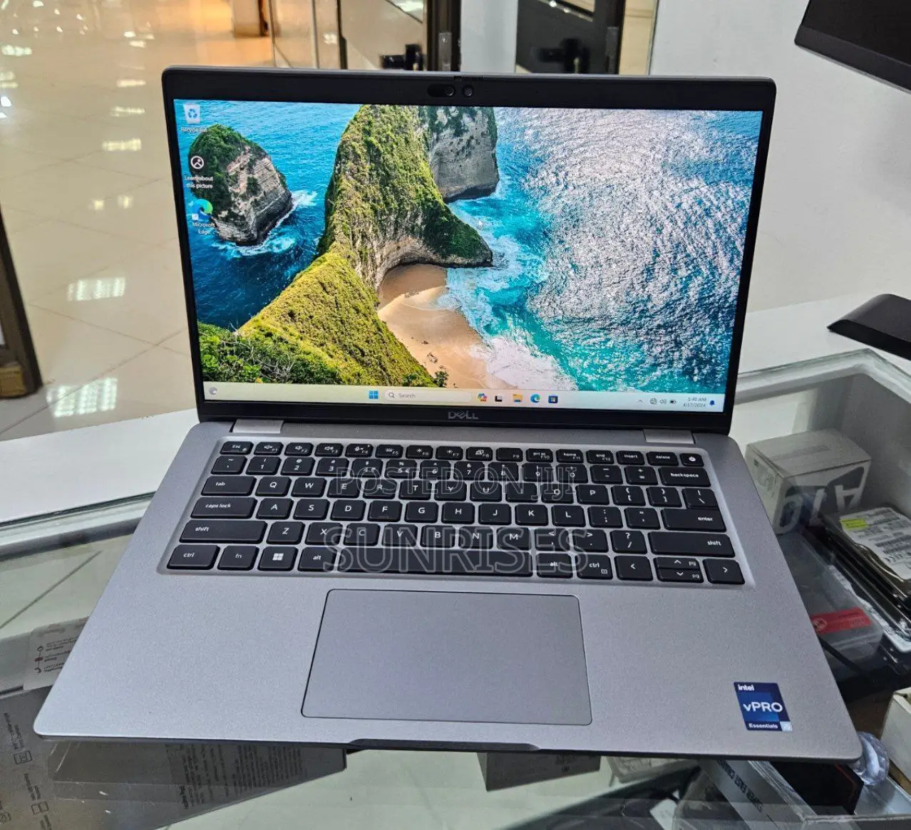 New Laptop Dell Latitude 5310 8GB Intel Core I5 SSD 512GB