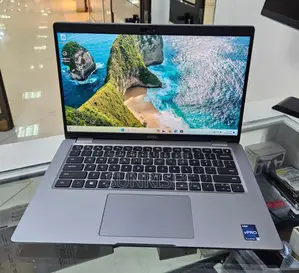 New Laptop Dell Latitude 5310 8GB Intel Core I5 SSD 512GB