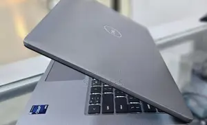 New Laptop Dell Latitude 5310 8GB Intel Core I5 SSD 512GB