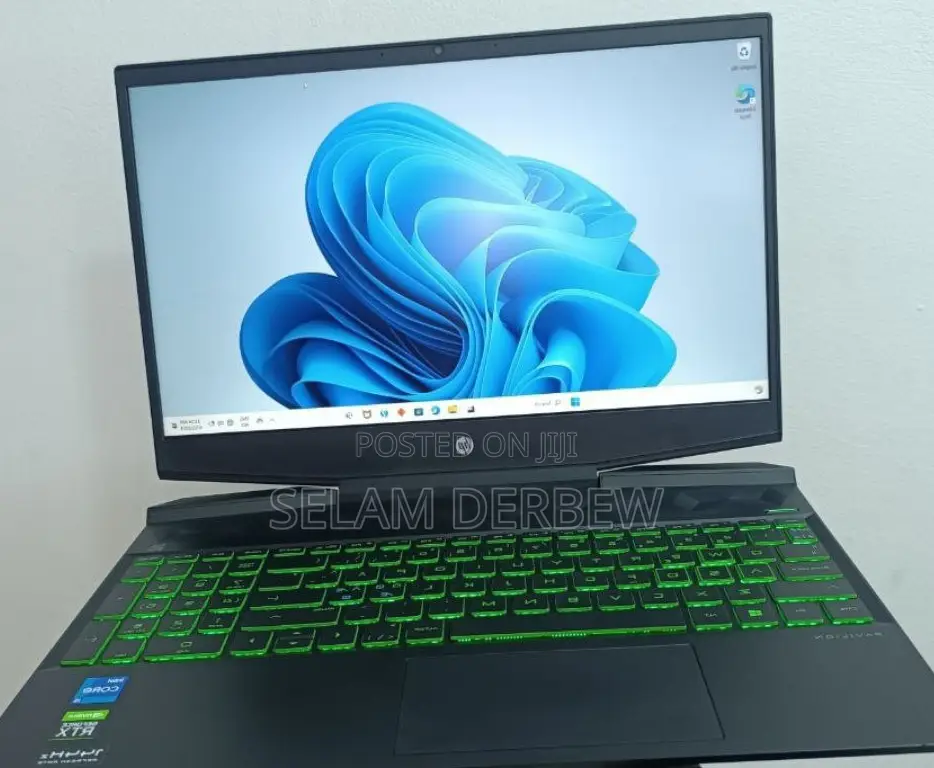 New Laptop HP Pavilion Power 15 8GB Intel Core I5 SSD 512GB