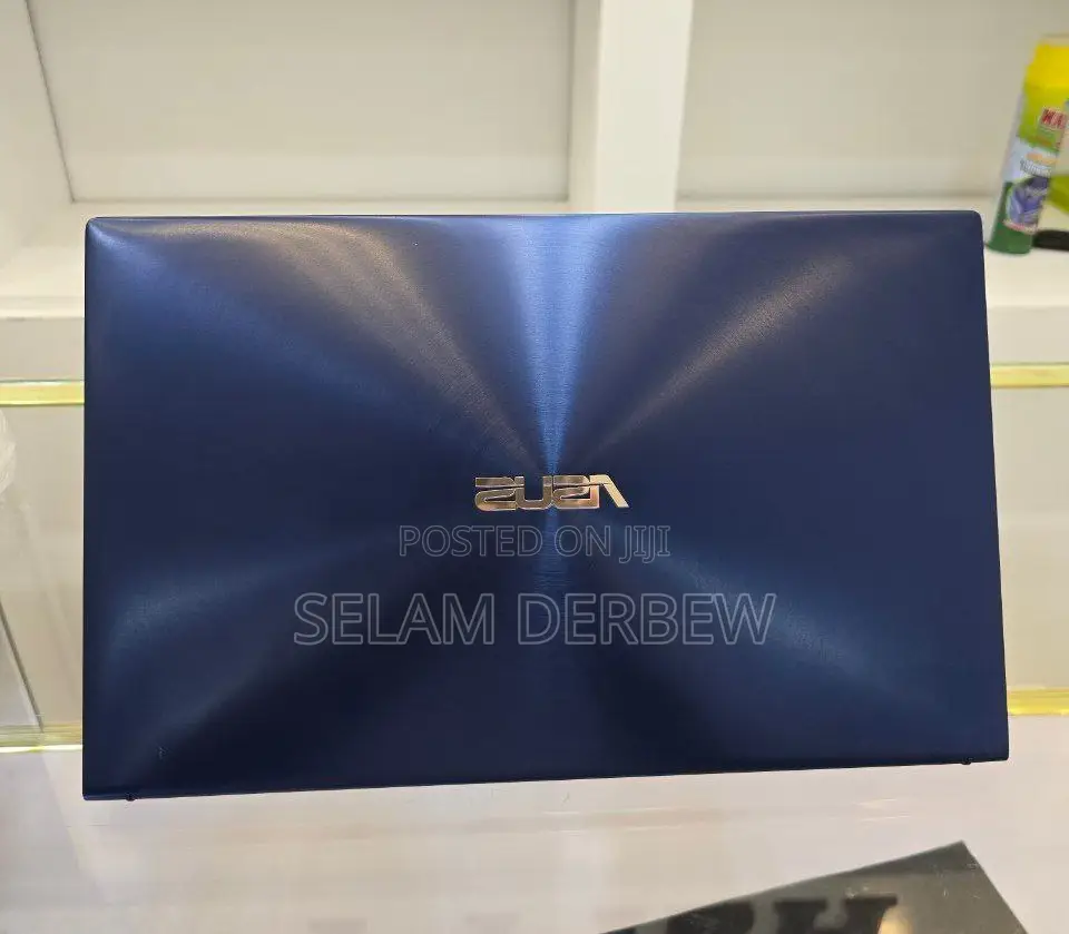 New Laptop Asus VivoBook 15 X505BA 16GB Intel Core I7 SSD 1T