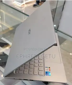 New Laptop Acer Switch One 8GB Intel Core i5 SSD 512GB