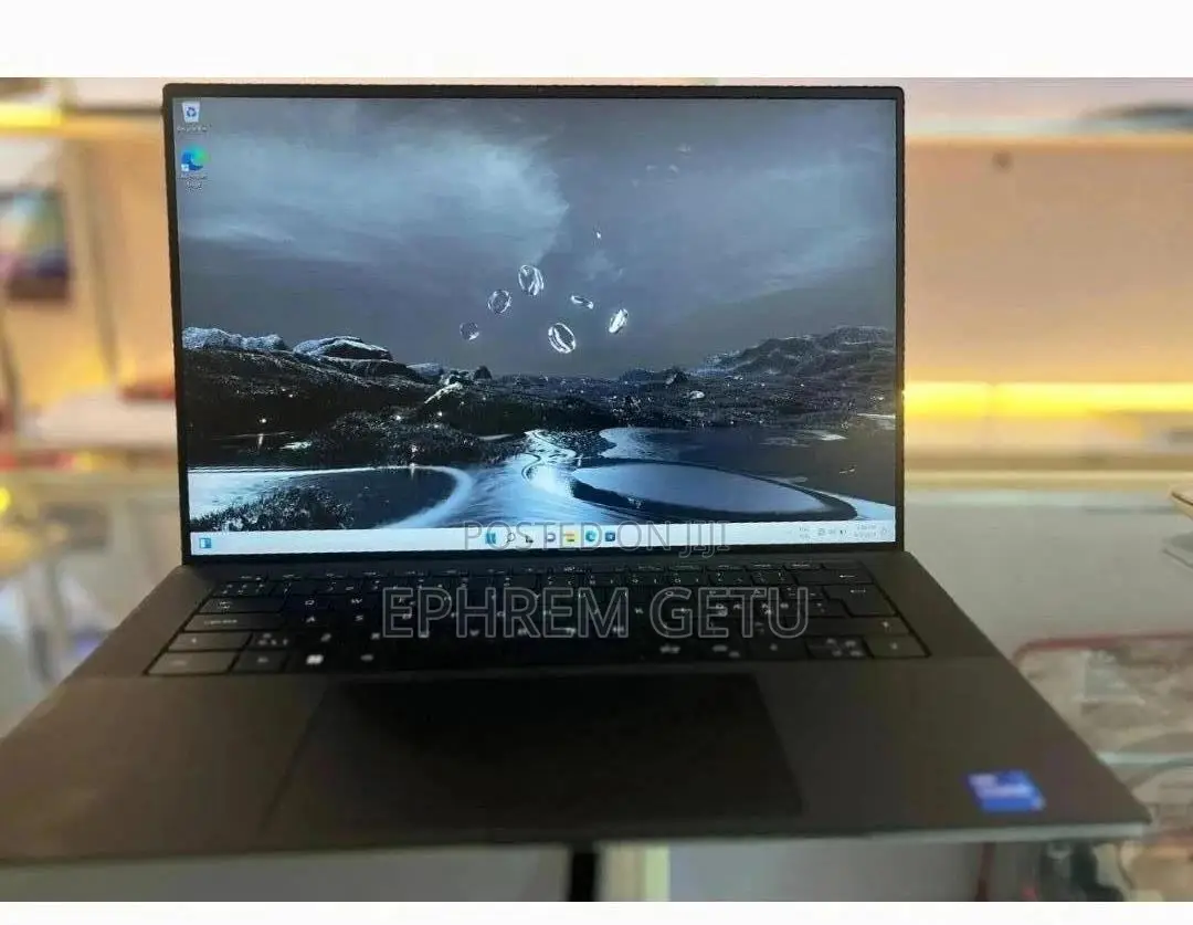 New Laptop Dell XPS 15 16GB Intel Core i7 SSD 512GB