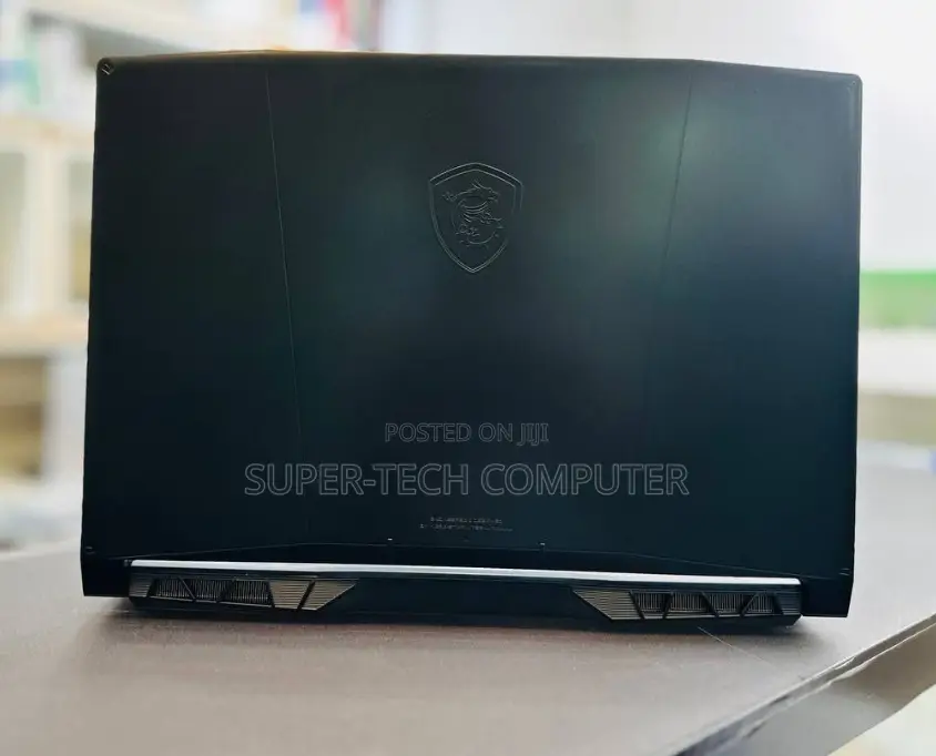 New Laptop MSI GV62 7RD 16GB Intel Core I7 SSD 512GB