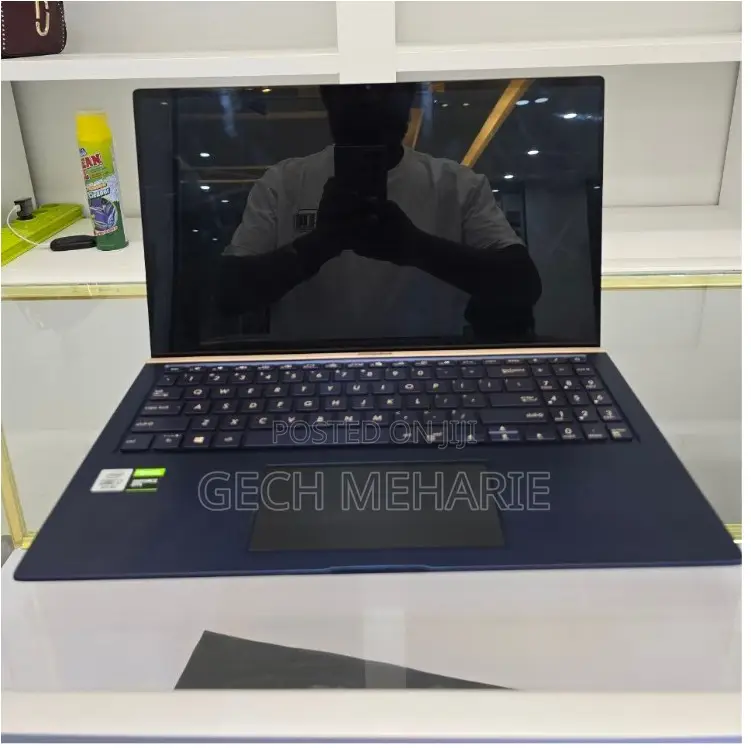 New Laptop Asus VivoBook 15 X505BA 16GB Intel Core I7 SSD 512GB