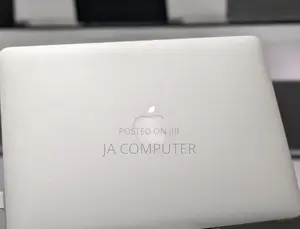 New Laptop Apple MacBook Air 2014 8GB Intel Core I7 SSD 256GB