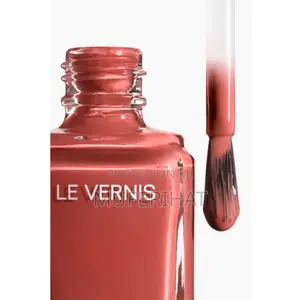 Le Vernis Longue Tenue Long Wear Nail Color 969 Rouge Cuir