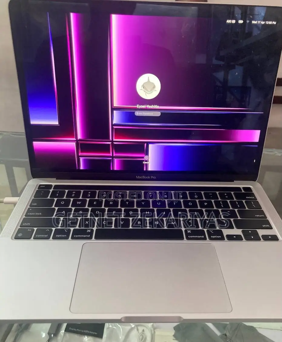 New Laptop Apple MacBook Pro M1 8GB Apple M1 SSD 256GB