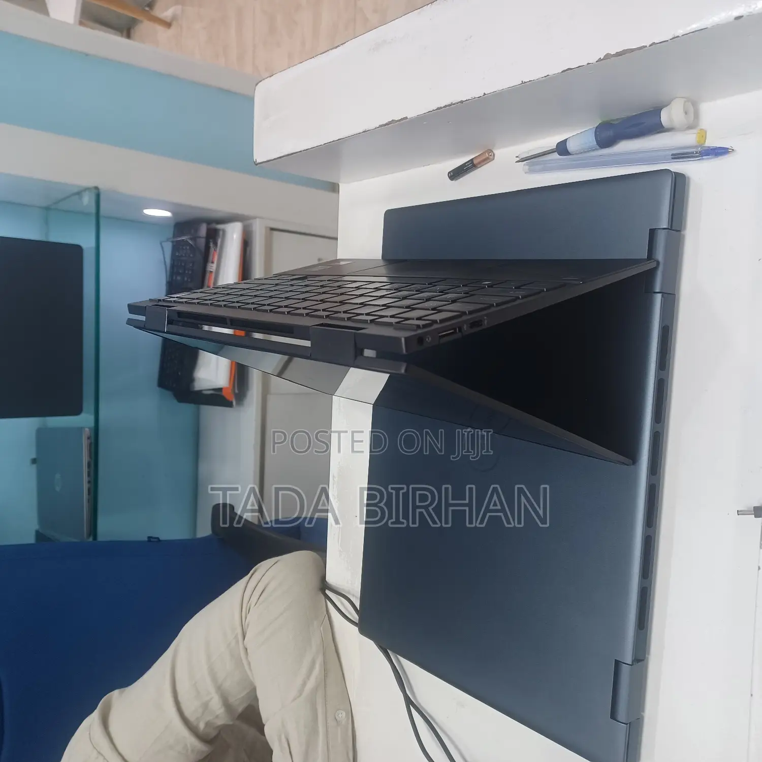 New Laptop HP Envy X360 8GB AMD Ryzen 5 SSD 512GB