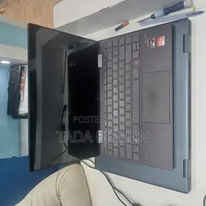New Laptop HP Envy X360 8GB AMD Ryzen 5 SSD 512GB