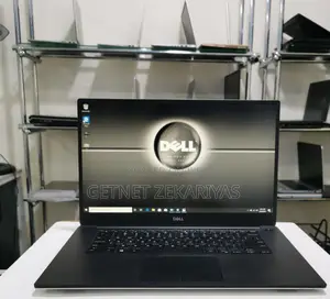 New Laptop Dell Precision 5520 16GB Intel Core I7 SSD 512GB