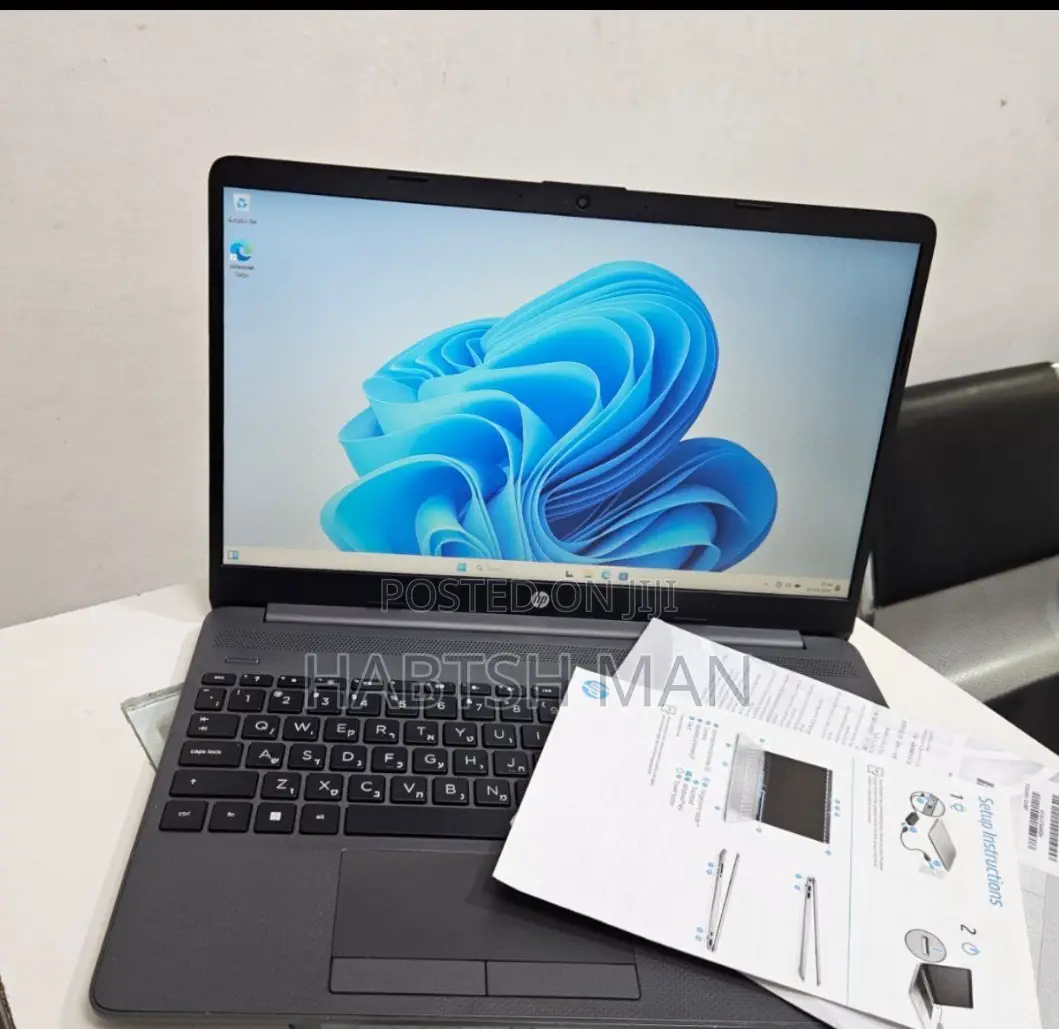 New Laptop HP Stream Notebook 8GB AMD Ryzen 5 SSD 256GB