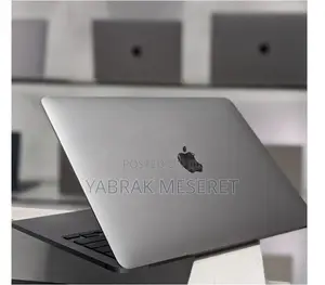 Photo - New Laptop Apple MacBook 2020 8GB Intel Core I5 SSD 256GB