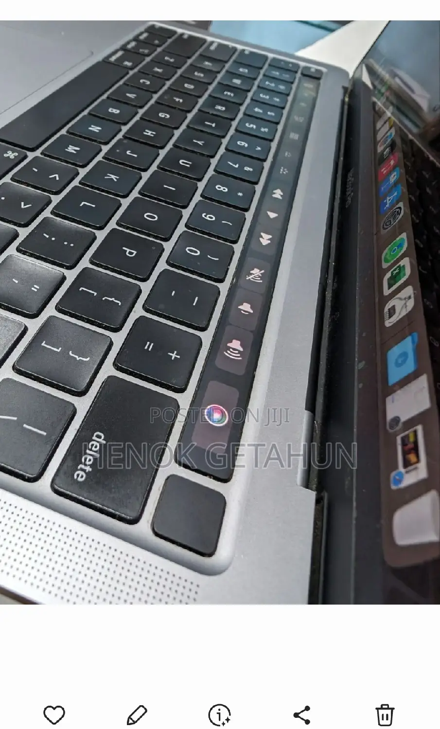 New Laptop Apple MacBook Pro 2020 8GB Intel Core I5 SSD 256GB