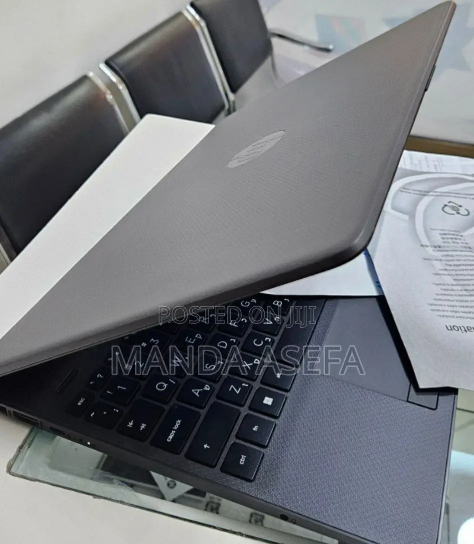 New Laptop HP Stream Notebook 8GB AMD Ryzen 5 SSD 256GB