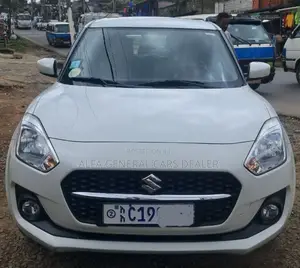 Photo - Suzuki Swift 2022 Black