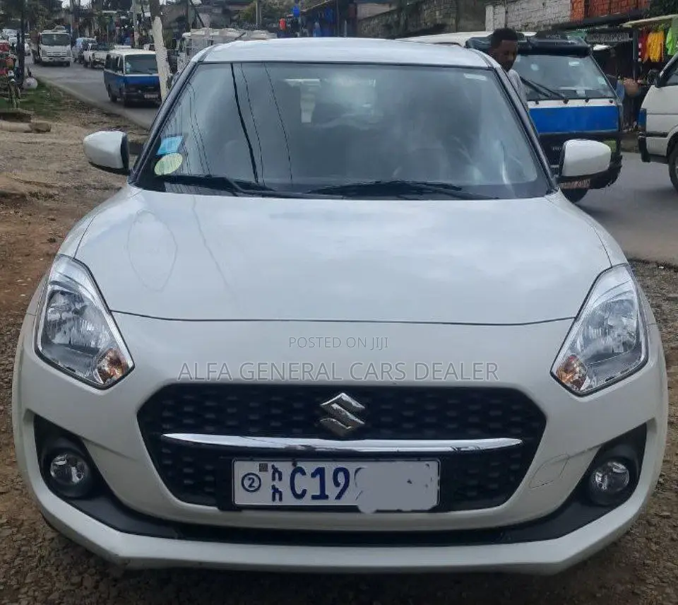 Suzuki Swift 2022 Black