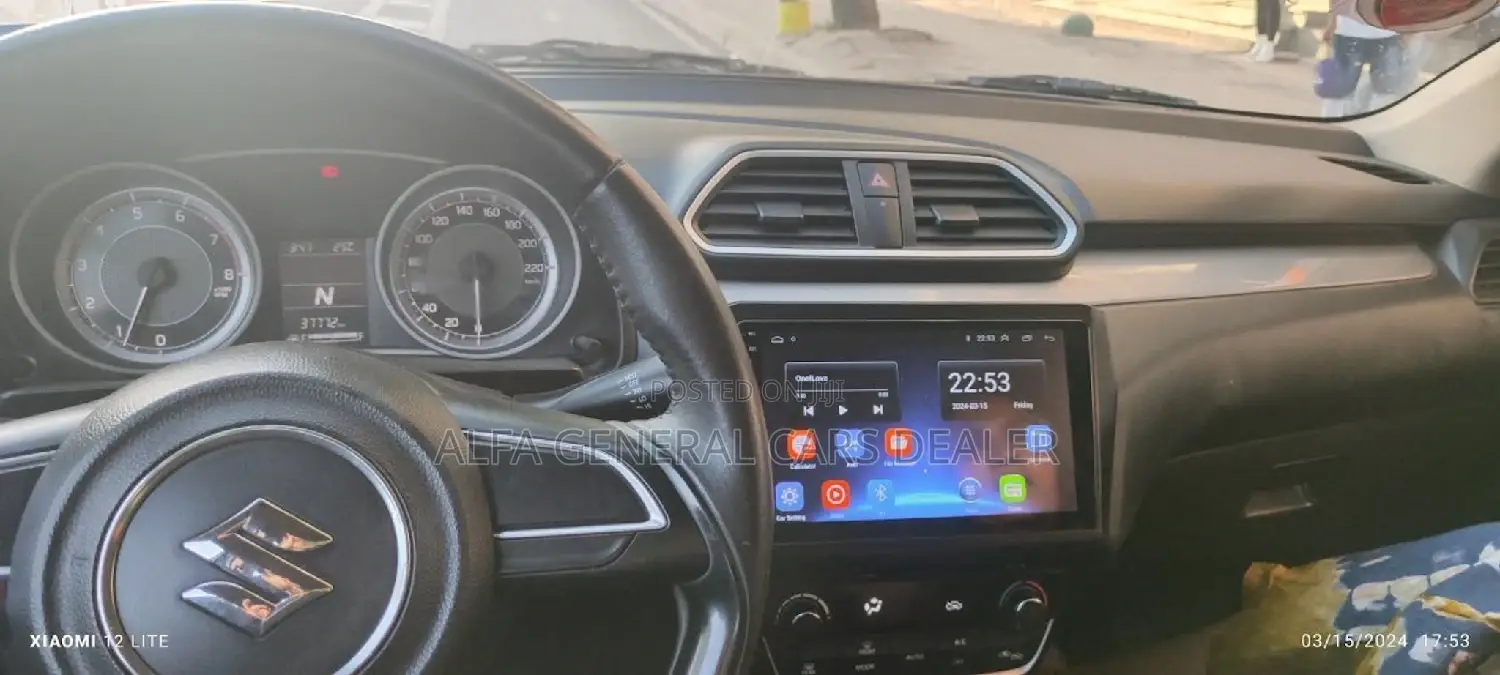 Suzuki Swift 2022 Black