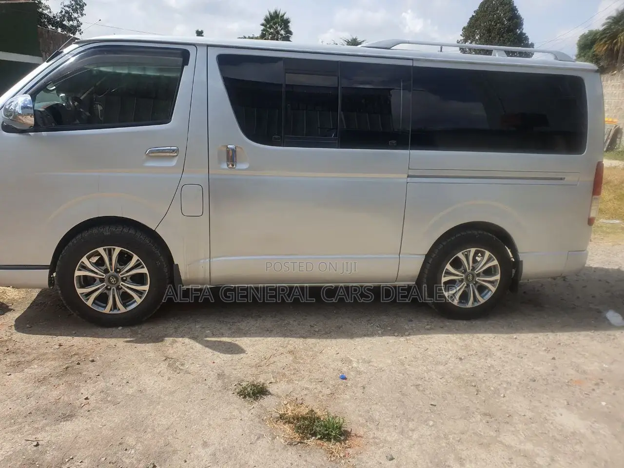 Toyota HiAce 2007 Silver