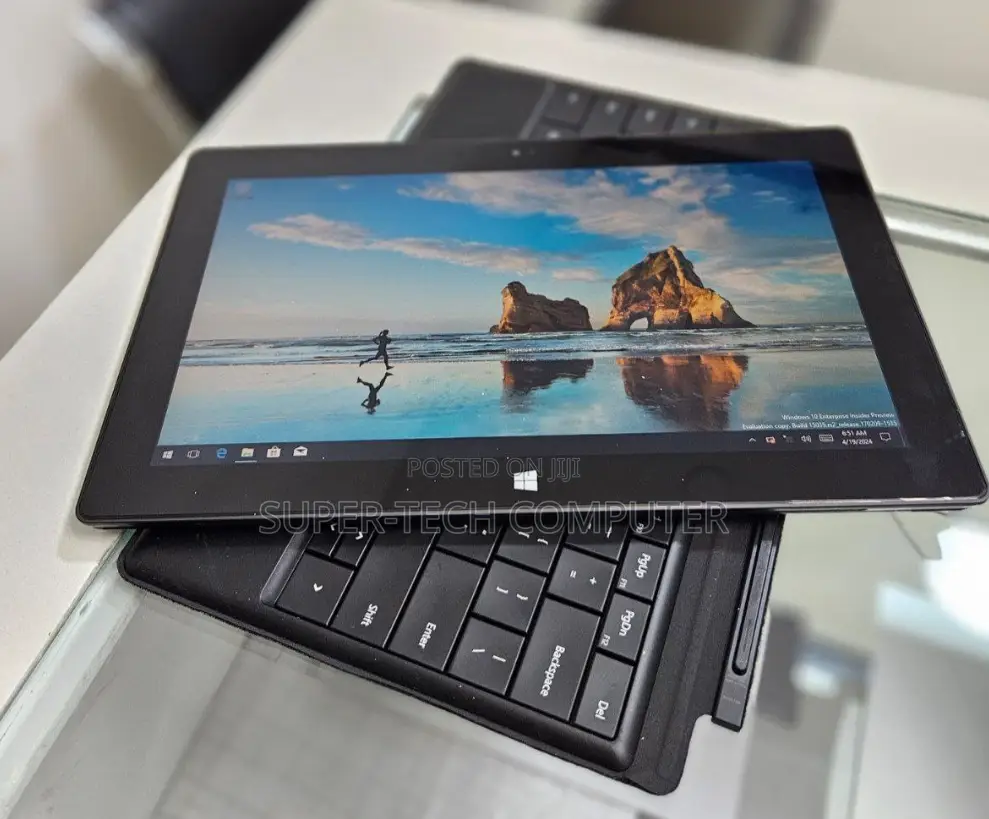 New Laptop Microsoft Surface 2GB Intel Core 2 Quad SSD 32GB